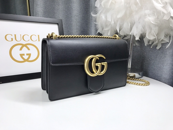 激安グッチバッグコピー背面デザイン